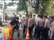 Kesal Tidak Bertemu Walikota, Masa Aksi dari HMI MPO Cabang Bogor Blokade Jalan Djuanda