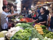 Cek Harga dan Keamanan Pangan Jelang Nataru, Sekda Syarifah Temukan Ini di Pasar Kebon Kembang