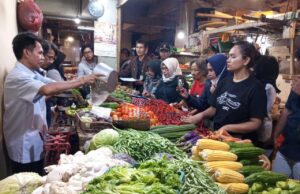 Cek Harga dan Keamanan Pangan Jelang Nataru, Sekda Syarifah Temukan Ini di Pasar Kebon Kembang