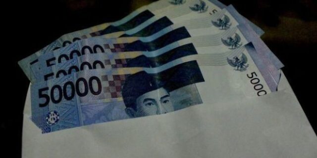 money-politic-660x330-1-640x320