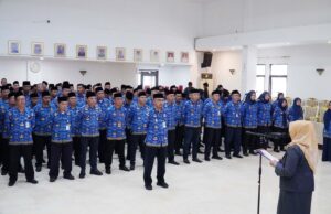 Pimpin Upacara Hari OTDA ke-28, Sekda Sampaikan Pesan Mendagri