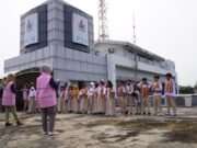 Kenalkan Pembangkit Listrik Tenaga Surya, Srikandi PLN UP3 Bogor Edukasi Siswa Sekolah Dasar