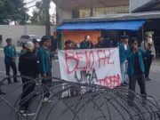 Tapera Akan Menambah Beban Rakyat, BEM UIKA Gelar Aksi di Depan Istana Bogor