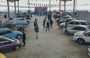 Sunday French Automobile Meet Up IIII Meriah di Rooftop Boxies 123 Mall Bogor