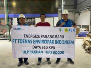 Dukung Geliat Sektor Industri, PLN Bogor Energize PT Toenas Enviropak Indonesia dengan Daya 865 kVA