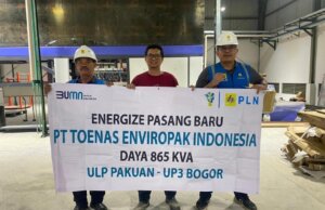 Dukung Geliat Sektor Industri, PLN Bogor Energize PT Toenas Enviropak Indonesia dengan Daya 865 kVA