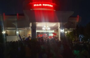 Relawan Tumpah Ruah di Hotel Braja Mustika Menyambut Pengundian Nomor Urut Paslon Wali Kota
