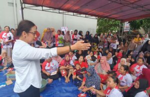 Cawalkot Rena Da Frina Sapa Warga Cibuluh Kelurahan Kedung Badak : Zonasi dan Pendidikan Jadi Sorotan