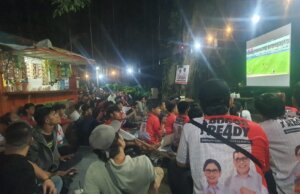 Semarak Nobar Relawan Rena-Teddy, Sosialisasi Program di Tengah Euforia Timnas