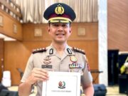 Keren, Kapolresta Bogor Kota Terima Brevet Kehormatan Setia Waspada dari Paspampres