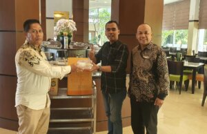 Kolaborasi Reguler The Mirah Hotel dan Jurnalis Bogor dalam Program Jum’at Berkah Berlanjut