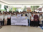 Momen Hari Listrik Nasional Ke-79, PLN UP3 Bogor dan YBM PLN UP3 Bogor Berbagi Kebahagiaan Berikan Kacamata bagi Santri