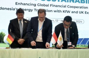 Pimpin Delegasi Indonesia di COP29, Hashim Djojohadikusumo Pikat Pendanaan Hijau EUR 1,2 Miliar untuk Sektor Kelistrikan