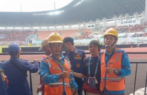 PLN UP3 Bogor Amankan Suplai Listrik Pertandingan Sepakbola Persija Jakarta Versus Persik Kediri