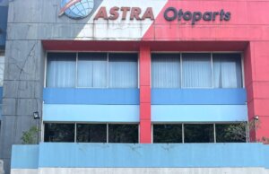 Terus Dukung Pertumbuhan Industri, PLN UP3 Bogor Energize PT Astra Otoparts Divisi Adiwira Plastik
