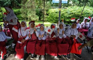 Bogor Meriah, Pelajar Menyambut PM Shigeru Ishiba dengan Antusias