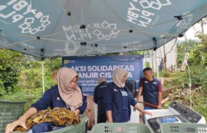 PLN Jawa Barat Salurkan Bantuan bagi Korban Banjir di Berbagai Wilayah