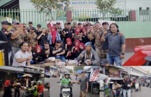 Ramadan Penuh Berkah: Aksi Sosial PAC GRIB Jaya Bogor Tengah Bagi Takjil untuk Warga