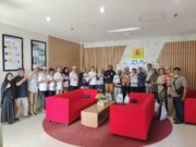 PLN dan YBM UP3 Bogor Berbagi Kebahagiaan dengan Pejuang Kelistrikan