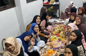 Bukber BKPI UIKA Semester 6 di ULBK: Eratkan Ukhuwah Mahasiswa dan Dosen Pembimbing
