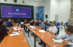 Dua Calon Ketum Melaju ke Kongres