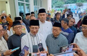Menag RI Kunjungi Korban Ambruknya Bangunan Majelis Taklim di RSUD Kota Bogor