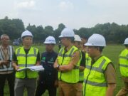 Wali Kota Bogor Sidak Proyek Revitalisasi GOR Pajajaran, Tekankan Pentingnya Kualitas dan Keselamatan Kerja