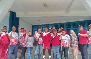 Ketua Askab PSSI Bogor Beri Kadeudeuh untuk Atlet Difabel Peraih Medali Peparpeda