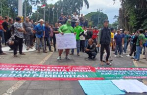 Sopir Angkot Kota Bogor Geram: Minta Pemkot Tunda Program Batas Usia dan Batasi Angkutan Online