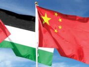 Beijing Geram: Resolusi Gaza Tanpa Solusi Dua Negara, DK PBB Dianggap Gagal Total Ilustrasi Bendera China dan Palestina