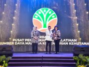 Kementerian Kehutanan Raih Penghargaan Lembaga Pelatihan Terbaik Ketiga Nasional