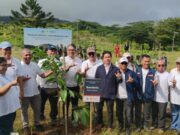 Pulihkan Bersama,Tumbuhkan Harapan: EIGER Adventure Land dan KLH Menanam Bersama untuk Perkuat Ekosistem Hulu Puncak
