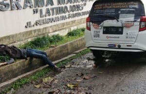 Geger! Supir Taksi Online Ditemukan Meninggal Dunia Depan Asrama Latimojong, Polisi Selidiki Penyebabnya