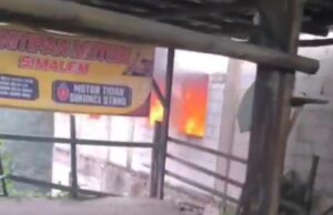 Lantai Dua Penitipan Motor di Cibogor Membara, 10 Motor Hangus Terbakar