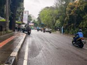 Kualitas Proyek Dipertanyakan, Jalan Dekat Istana Bogor Alami Pelepasan Butir Aspal