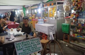 Jelang Ramadan, Kuliner Pool Bis Damri Bogor Panen Rezeki, Sop Buah Umi Paling Diburu!