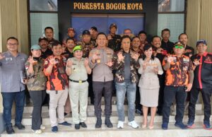 Tabuh Genderang Lawan Miras dan ‘Polisi Nakal’, Kombes Pol Rio Wahyu Ajak FOBB Jaga Kondusivitas Kota Bogor