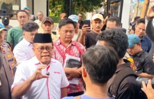 STS Semprot Pejabat Takut Kelompok Tertentu : Jangan Takluk pada Tekanan dan Salah Gunakan Mobil Dinas!