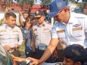 Bandel Kembali Mengaspal: Jenal Mutaqin Turun Gunung Sapu Bersih Angkot Tua di Jalan Juanda