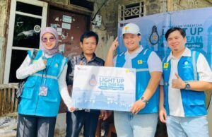 Jumat Berkah Berbagi Cahaya, PLN UP3 Bogor Wujudkan Listrik Gratis bagi Warga Melalui Program Light Up The Dream