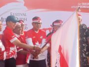 Arak 5 Bendera Raksasa di FMP 2026, Wamendagri Minta Semangat Kirab Menyatu dalam Keseharian Warga