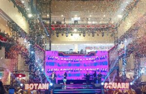 Ribuan Pasang Mata Padati Botani Square, Larut dalam Konser Spektakuler 20th Anniversary Bersama Sang Diva Rossa
