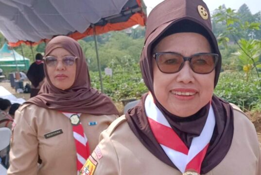 Tinjau Penanaman Pohon Kwarcab Bogor, Anggota Komisi IV DPR RI Hj. Endang Setyawati Thohari Tekankan Ketahanan Pangan