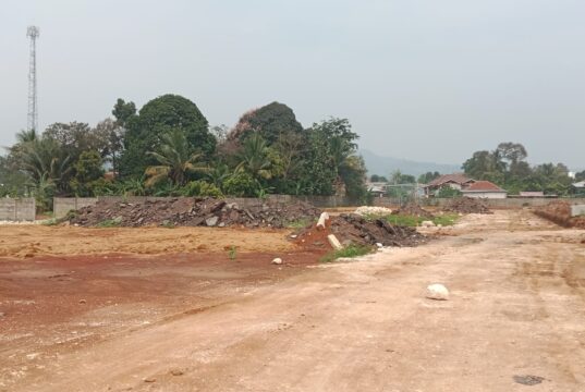Izin Belum Jelas Tapi Nekat Operasi: Pembangunan Perumahan Mewah di Bogor Diprotes Keras Warga!