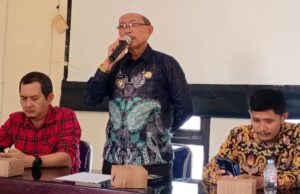 Akselerasi Layanan Digital: Kelurahan Cilendek Barat Rela ‘Jemput Bola’ Hingga Tengah Malam Demi Aktivasi IKD Warga